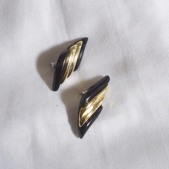 Black & Gold Stud Earrings - Picture 2 of 3